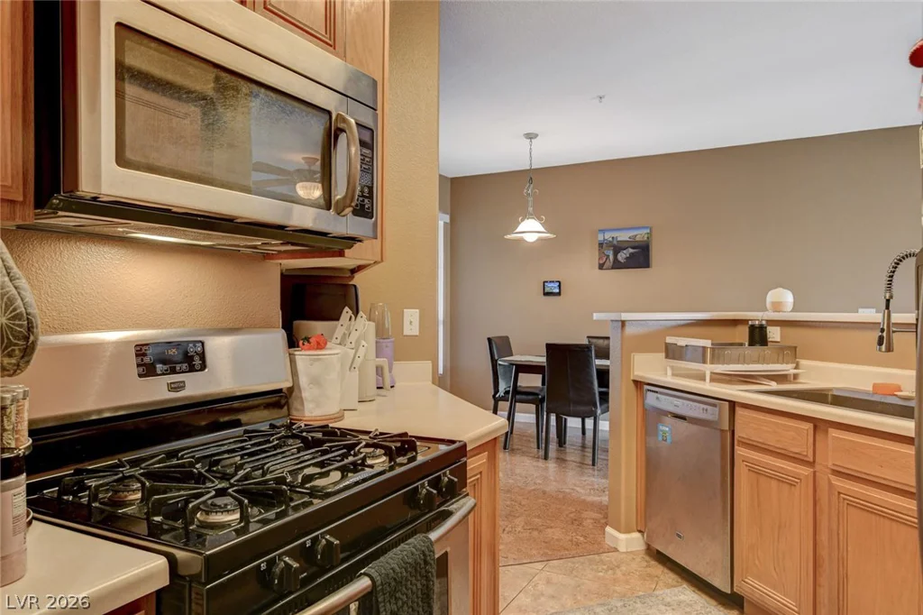 7143 Durango, Las Vegas, NV 89113