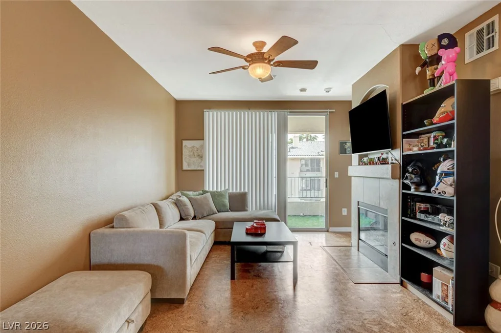 7143 Durango, Las Vegas, NV 89113