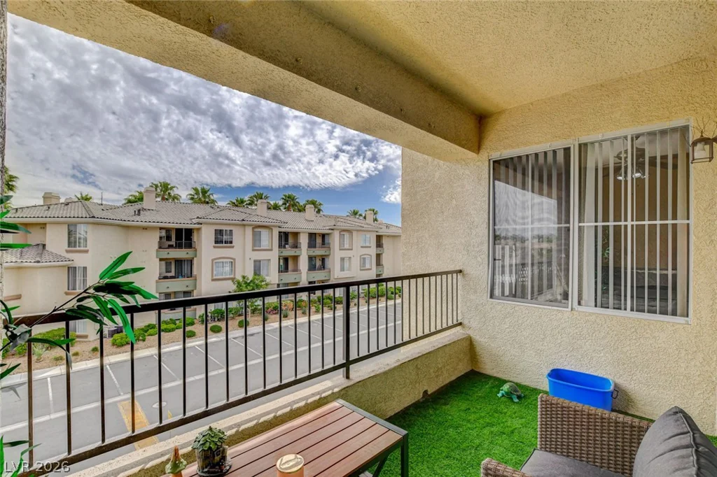 7143 Durango, Las Vegas, NV 89113