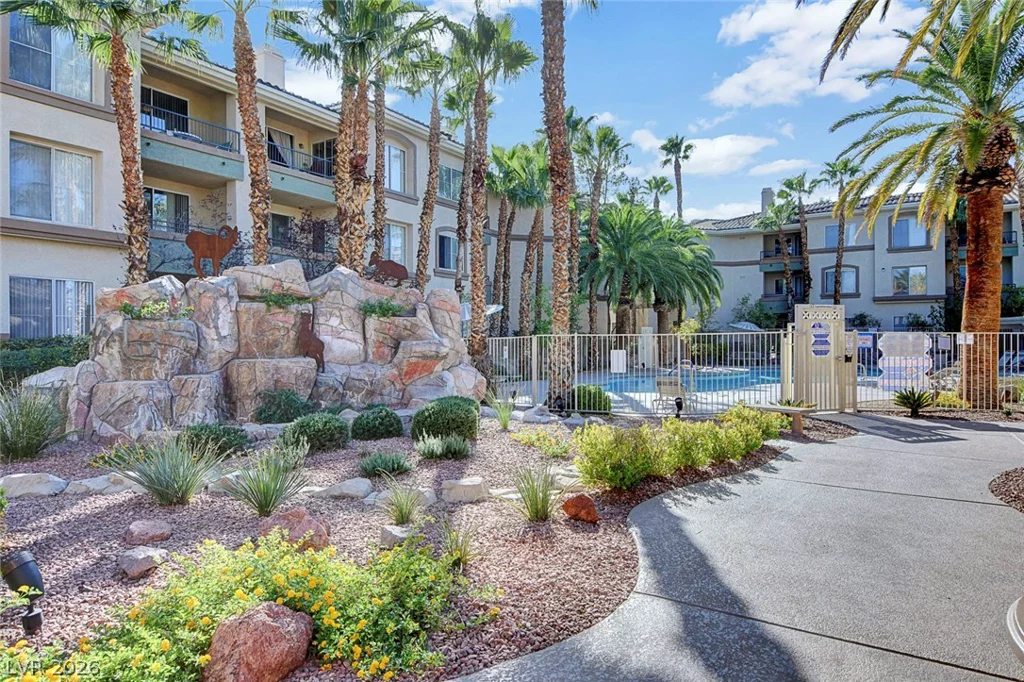 7143 Durango, Las Vegas, NV 89113