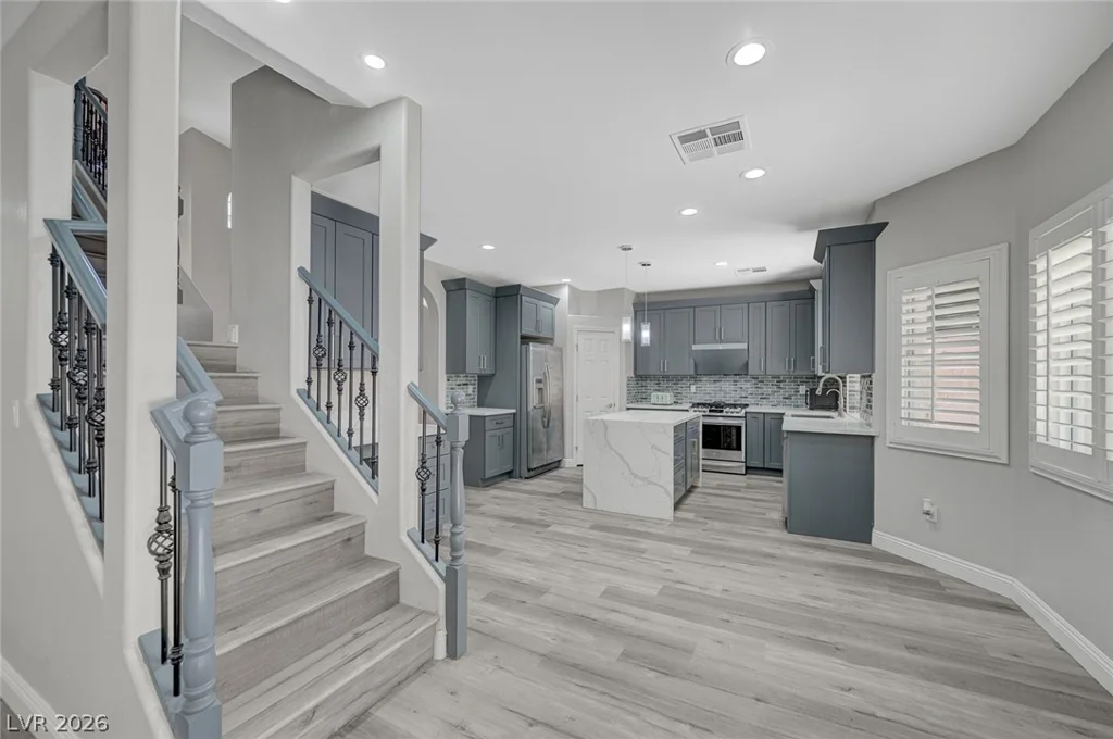 1013 Puerta Del Sol, Las Vegas, NV 89138
