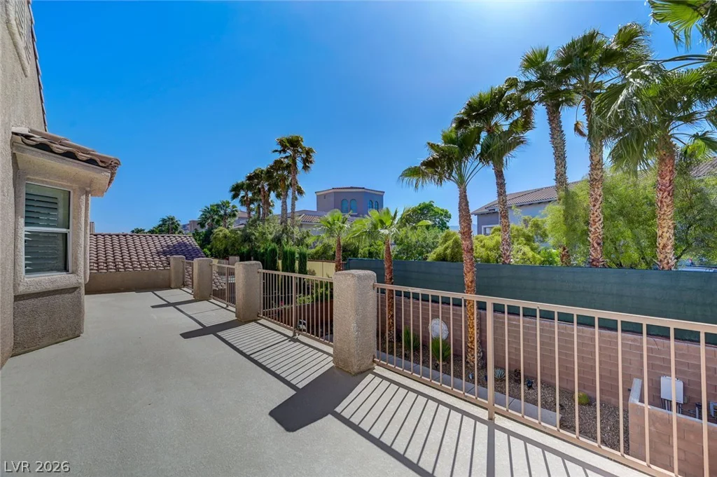 1013 Puerta Del Sol, Las Vegas, NV 89138