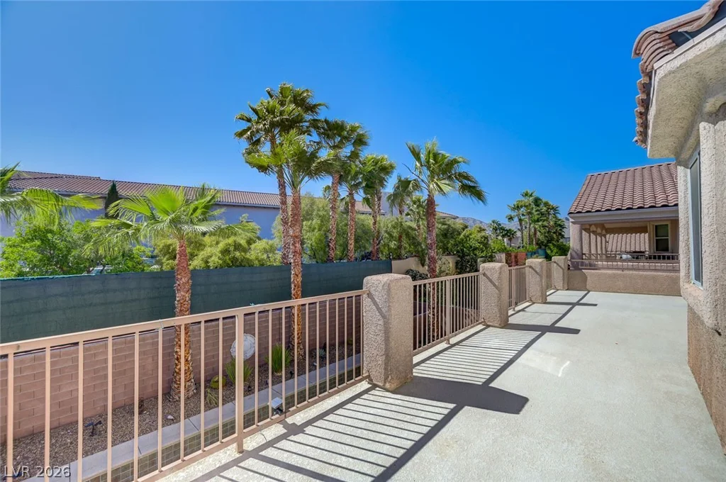 1013 Puerta Del Sol, Las Vegas, NV 89138