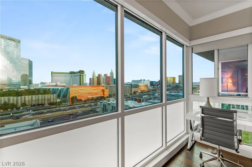 4575 Dean Martin, Las Vegas, NV 89103