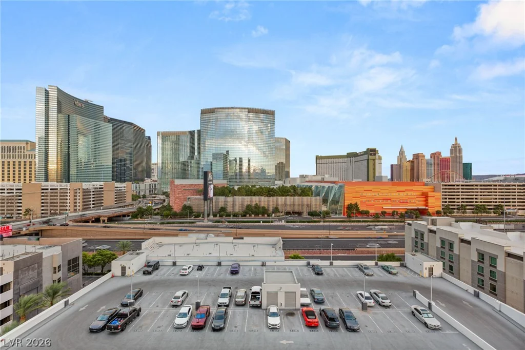 4575 Dean Martin, Las Vegas, NV 89103