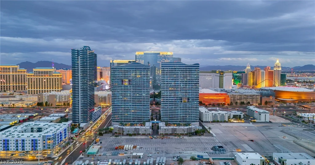 4575 Dean Martin, Las Vegas, NV 89103