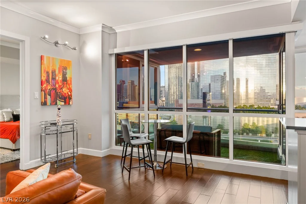 4575 Dean Martin, Las Vegas, NV 89103