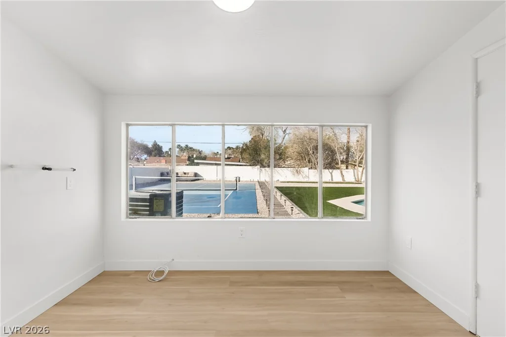2106 Oakey, Las Vegas, NV 89102