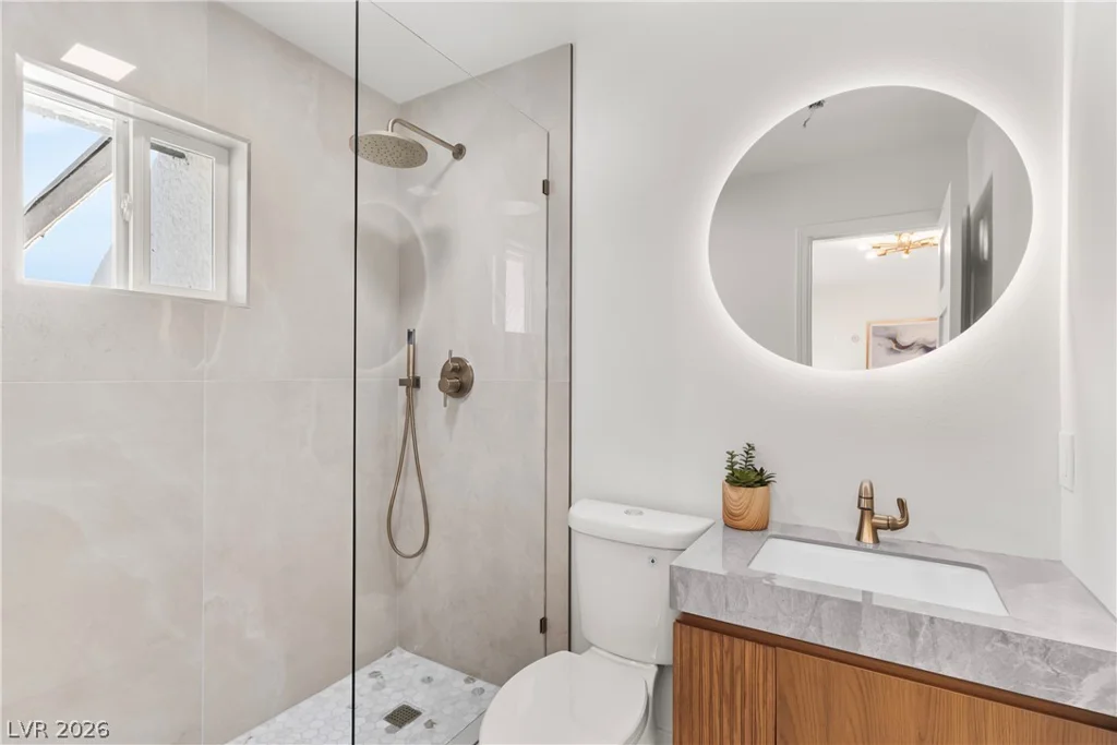 2106 Oakey, Las Vegas, NV 89102