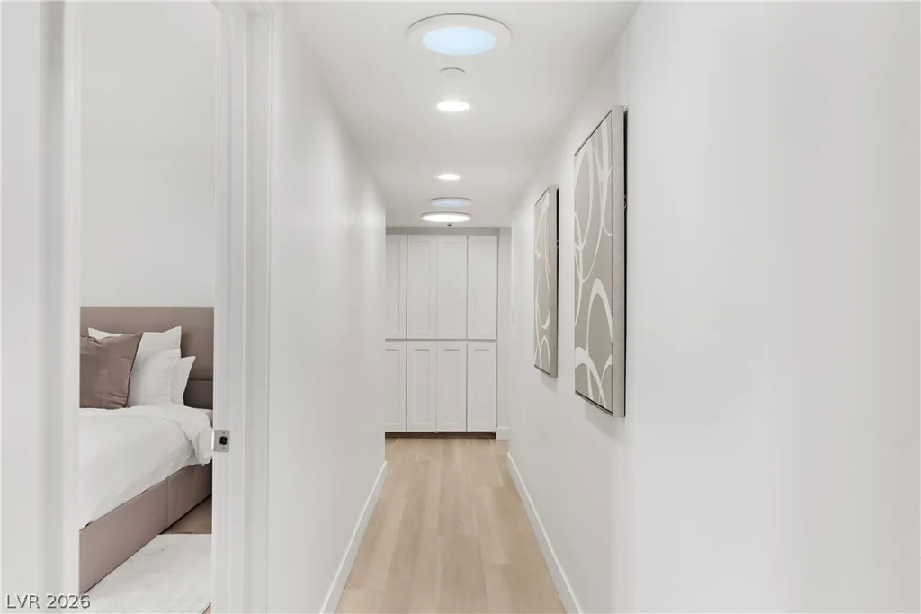2106 Oakey, Las Vegas, NV 89102
