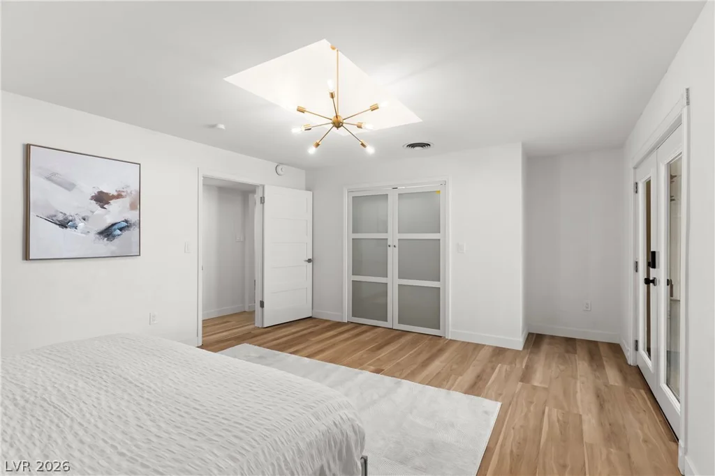 2106 Oakey, Las Vegas, NV 89102