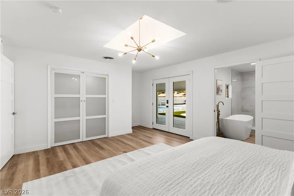 2106 Oakey, Las Vegas, NV 89102