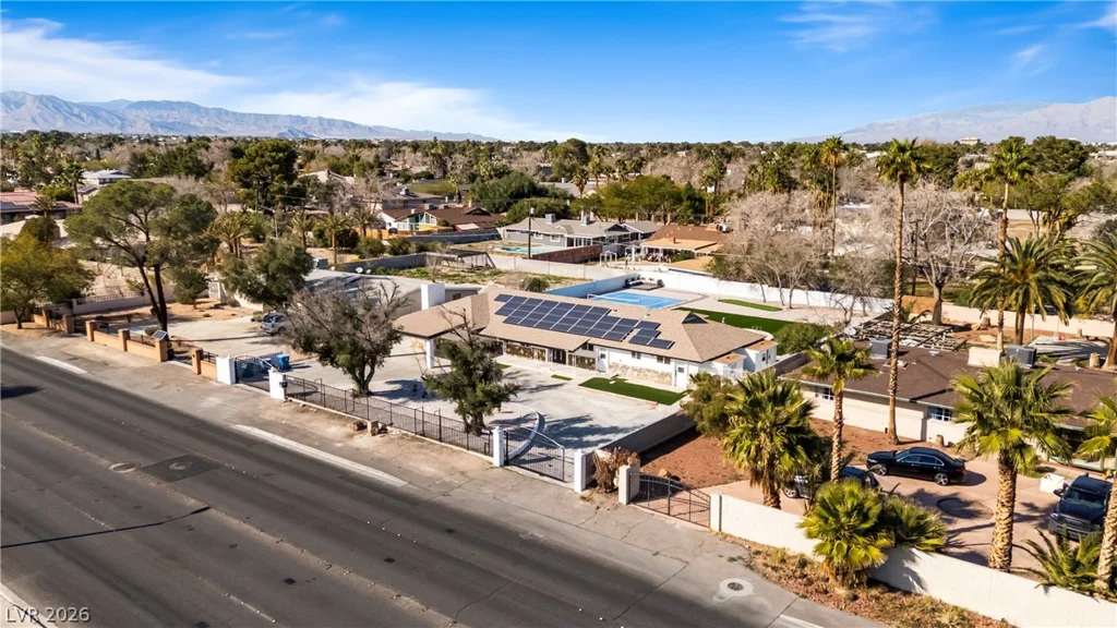 2106 Oakey, Las Vegas, NV 89102