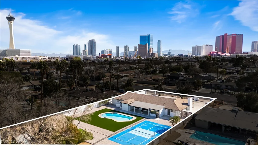 2106 Oakey, Las Vegas, NV 89102