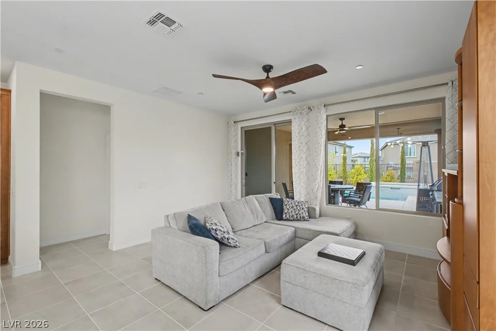 12434 Foxtail Run, Las Vegas, NV 89138