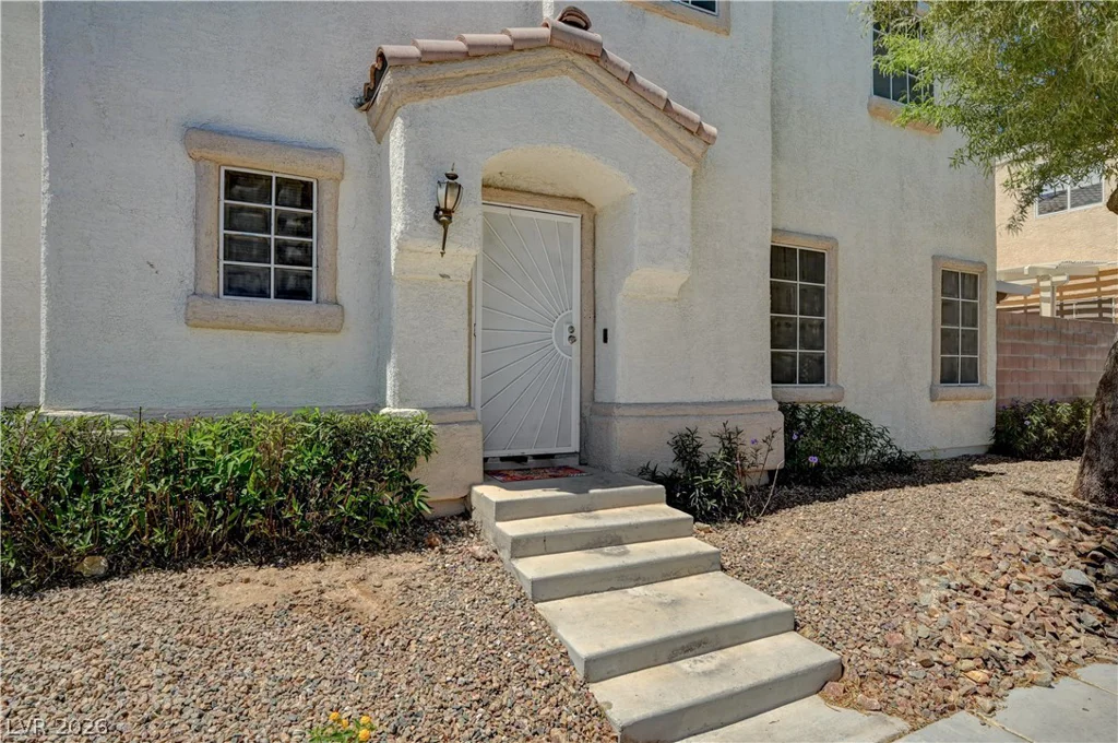 2518 Lord Orville, North Las Vegas, NV 89031