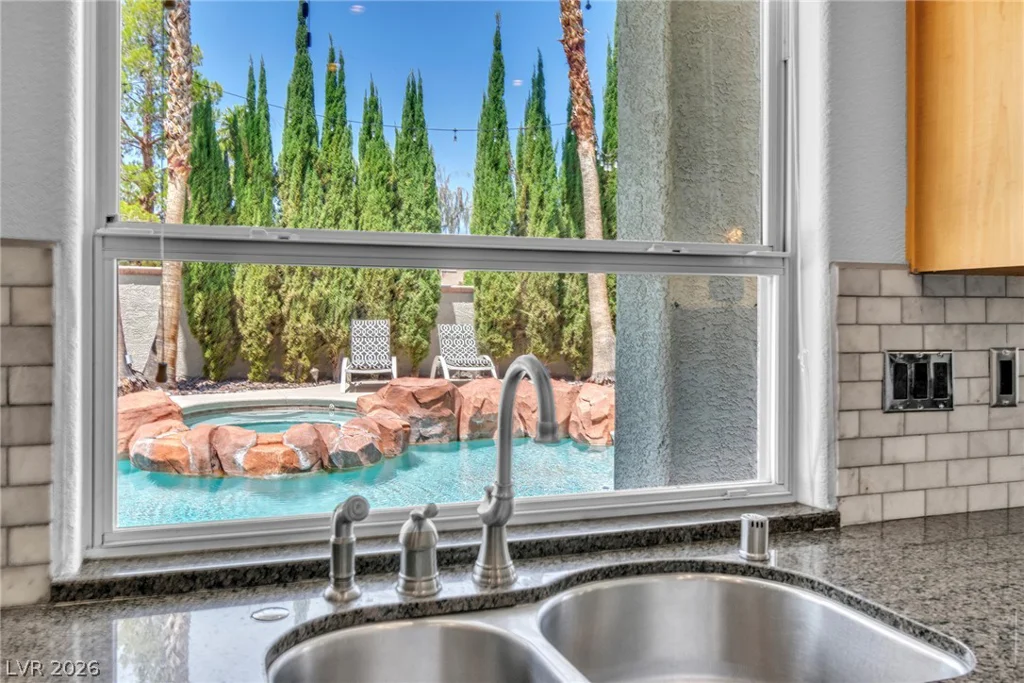 296 Doe Run, Henderson, NV 89012