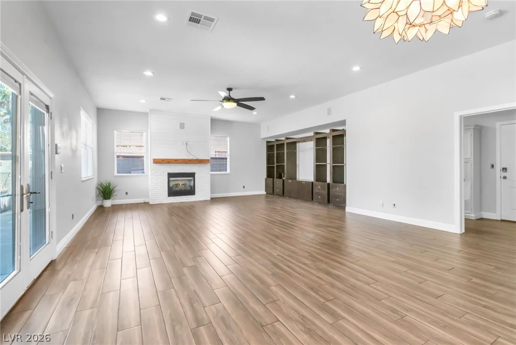 296 Doe Run, Henderson, NV 89012