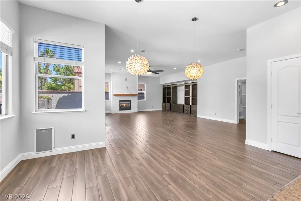 296 Doe Run, Henderson, NV 89012