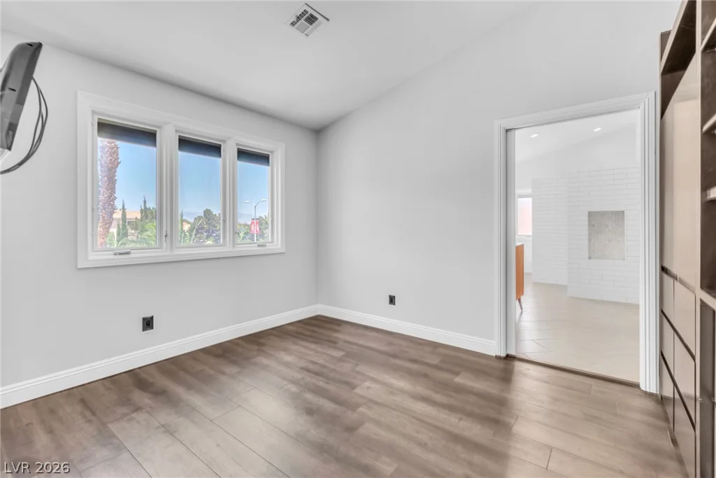 296 Doe Run, Henderson, NV 89012