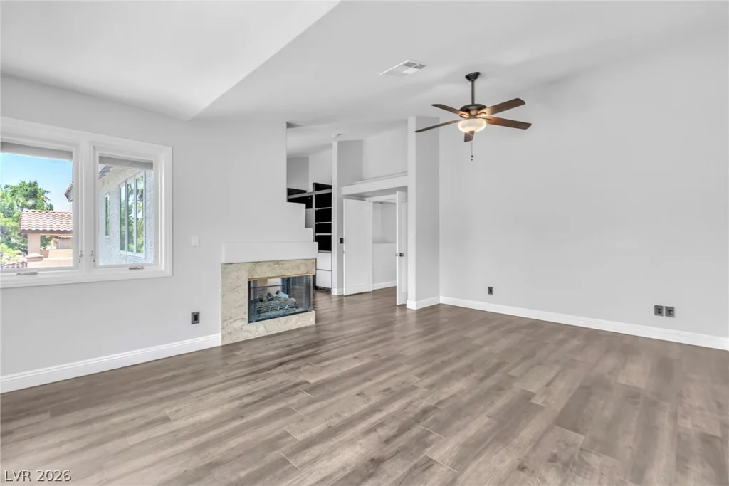 296 Doe Run, Henderson, NV 89012