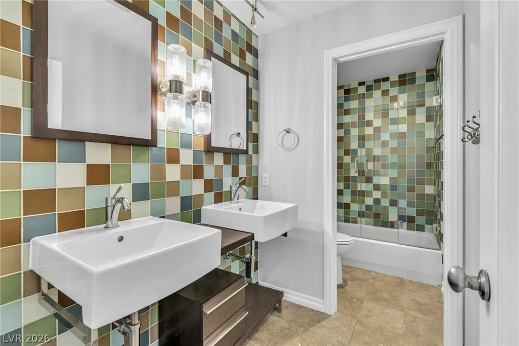 296 Doe Run, Henderson, NV 89012