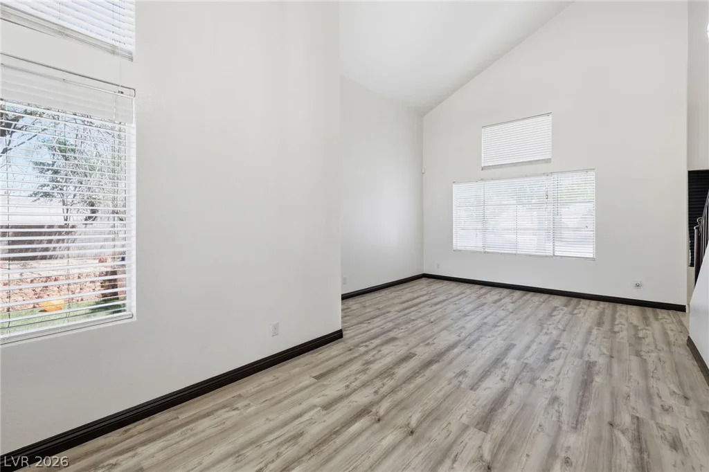 2421 Bloomington, Las Vegas, NV 89134