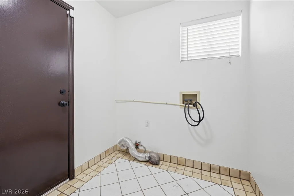 2421 Bloomington, Las Vegas, NV 89134