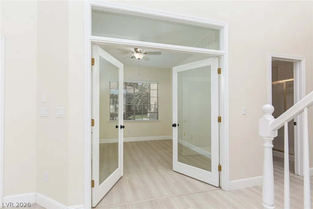 8528 Estrelita, Las Vegas, NV 89128