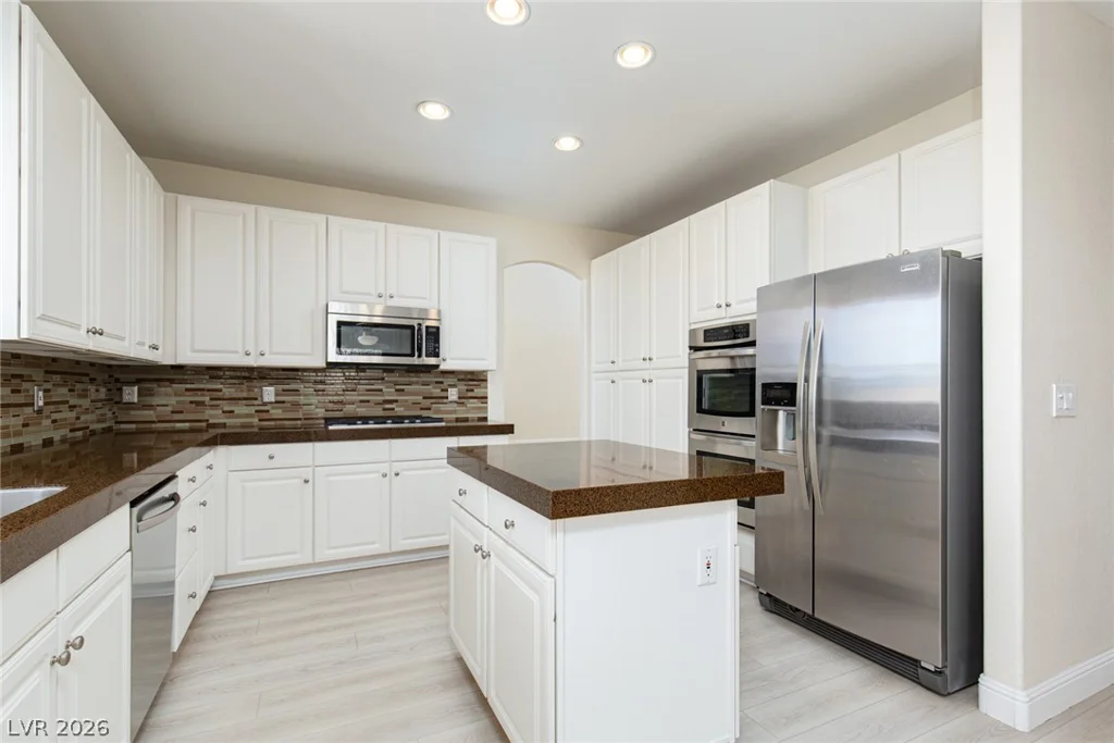 8528 Estrelita, Las Vegas, NV 89128