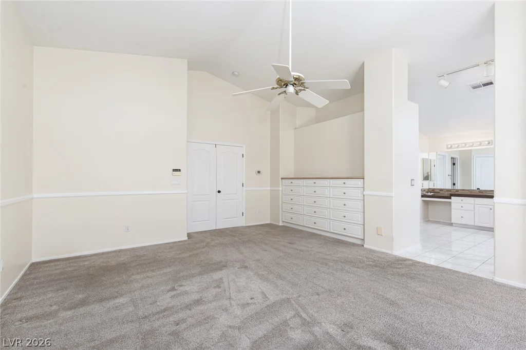 8528 Estrelita, Las Vegas, NV 89128