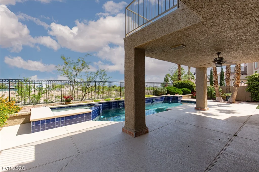 8528 Estrelita, Las Vegas, NV 89128