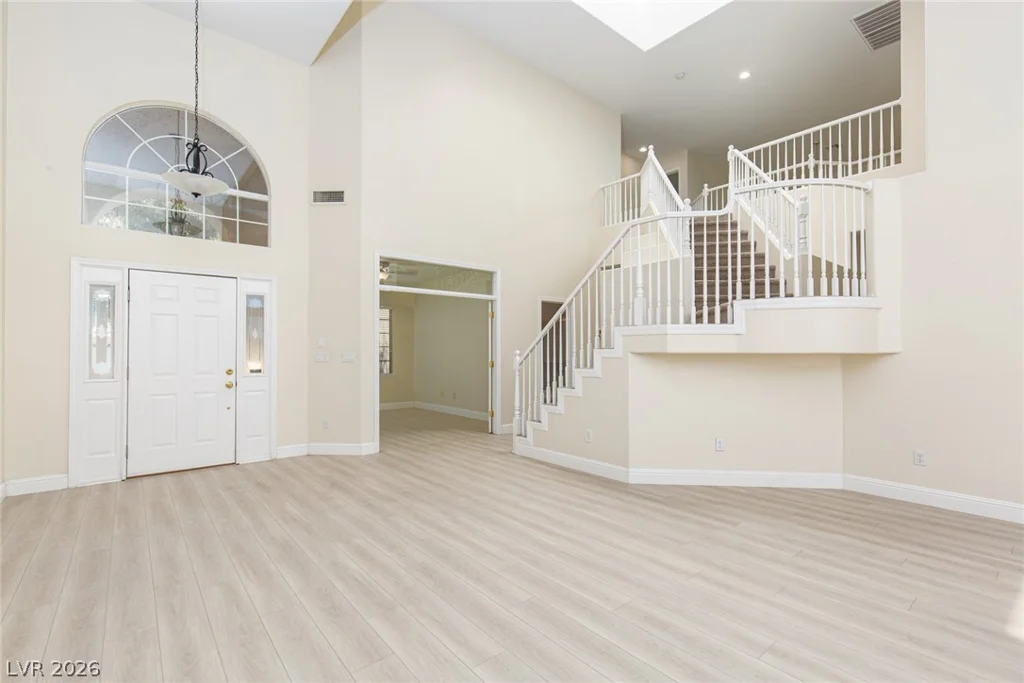8528 Estrelita, Las Vegas, NV 89128