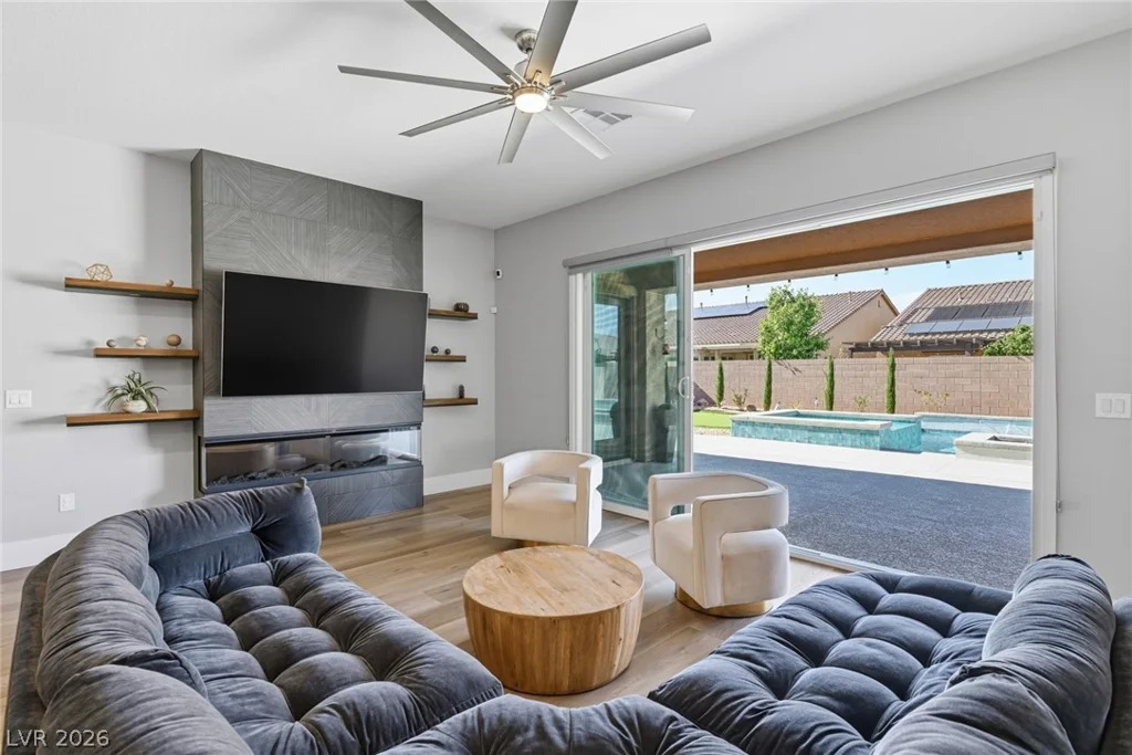 4272 Carter Reign, Las Vegas, NV 89141