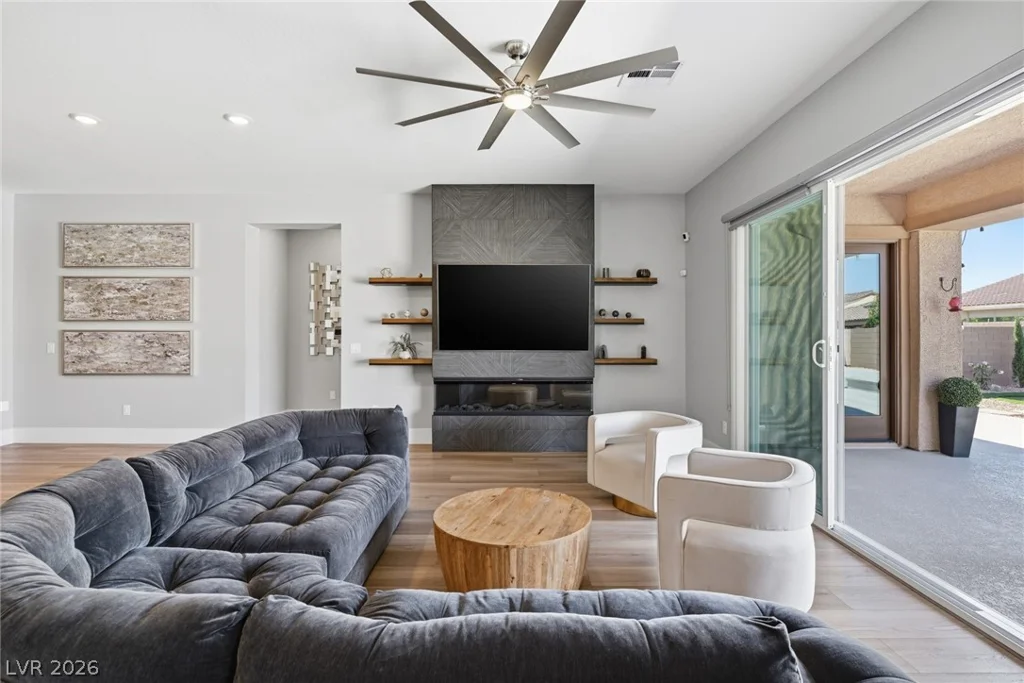 4272 Carter Reign, Las Vegas, NV 89141