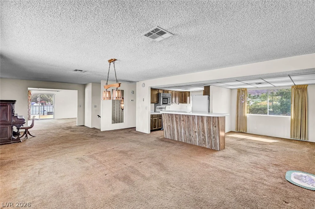 340 Phyllis, Las Vegas, NV 89110