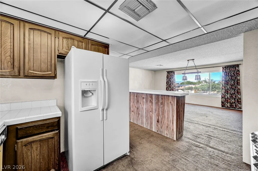 340 Phyllis, Las Vegas, NV 89110