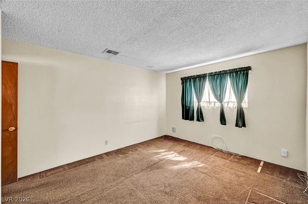 340 Phyllis, Las Vegas, NV 89110