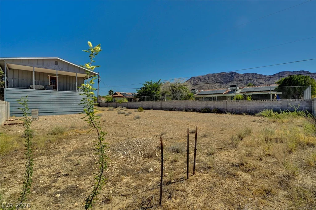 340 Phyllis, Las Vegas, NV 89110