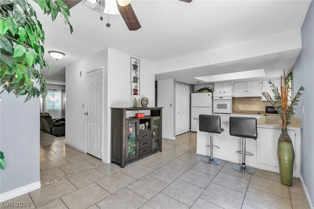 4180 Flamingo Crest, Las Vegas, NV 89121