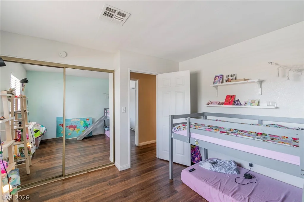 4180 Flamingo Crest, Las Vegas, NV 89121