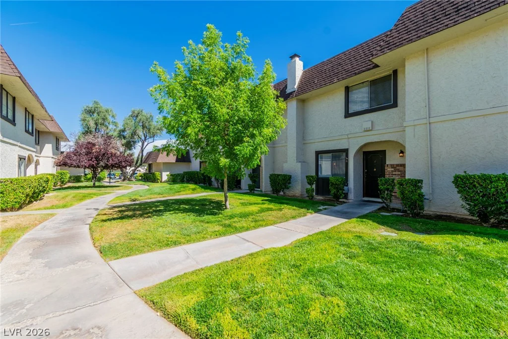4180 Flamingo Crest, Las Vegas, NV 89121