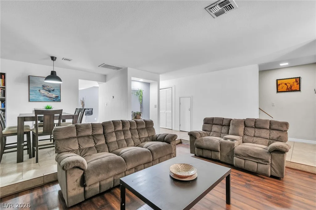 4180 Flamingo Crest, Las Vegas, NV 89121