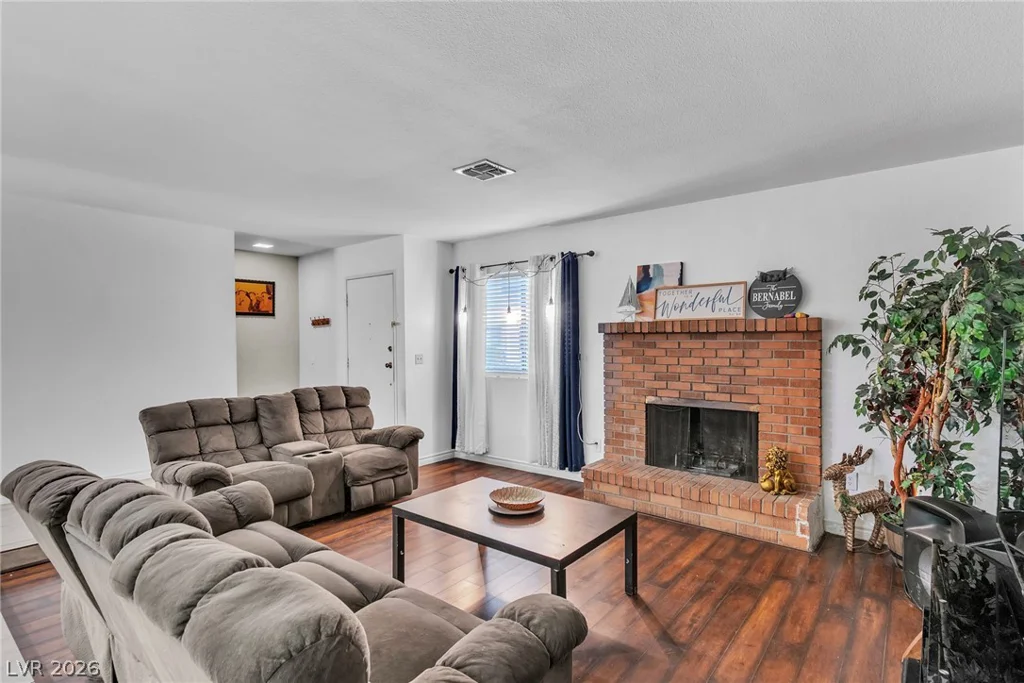 4180 Flamingo Crest, Las Vegas, NV 89121