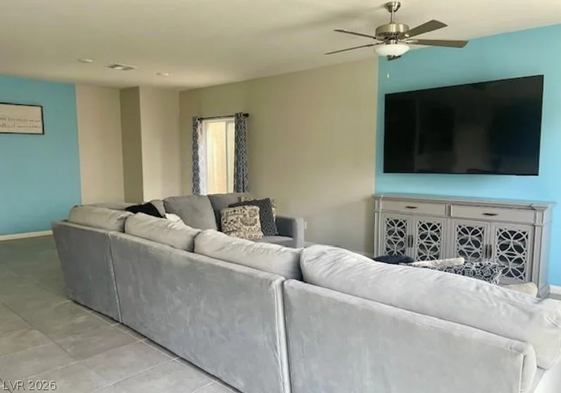 941 Twincrest, North Las Vegas, NV 89032