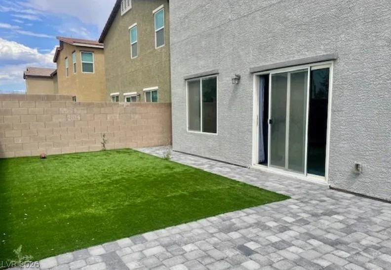 941 Twincrest, North Las Vegas, NV 89032