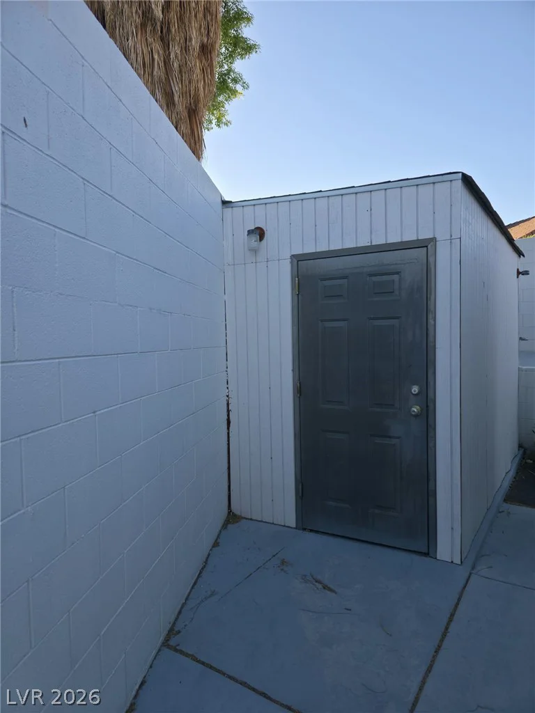 1130 Puffin, North Las Vegas, NV 89031
