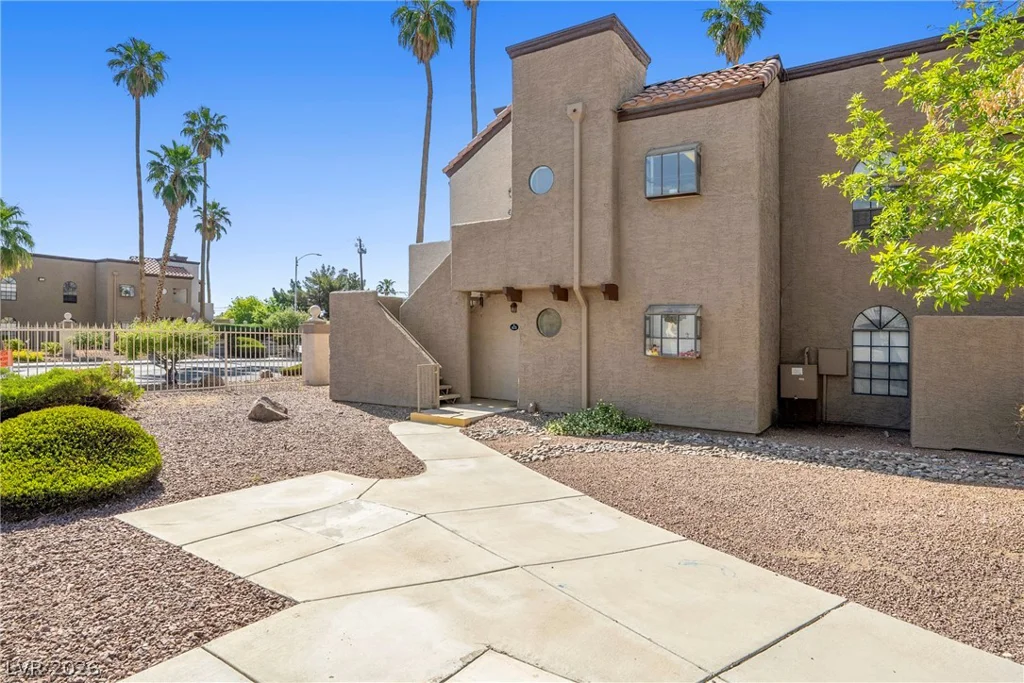 2987 Juniper Hills, Las Vegas, NV 89142