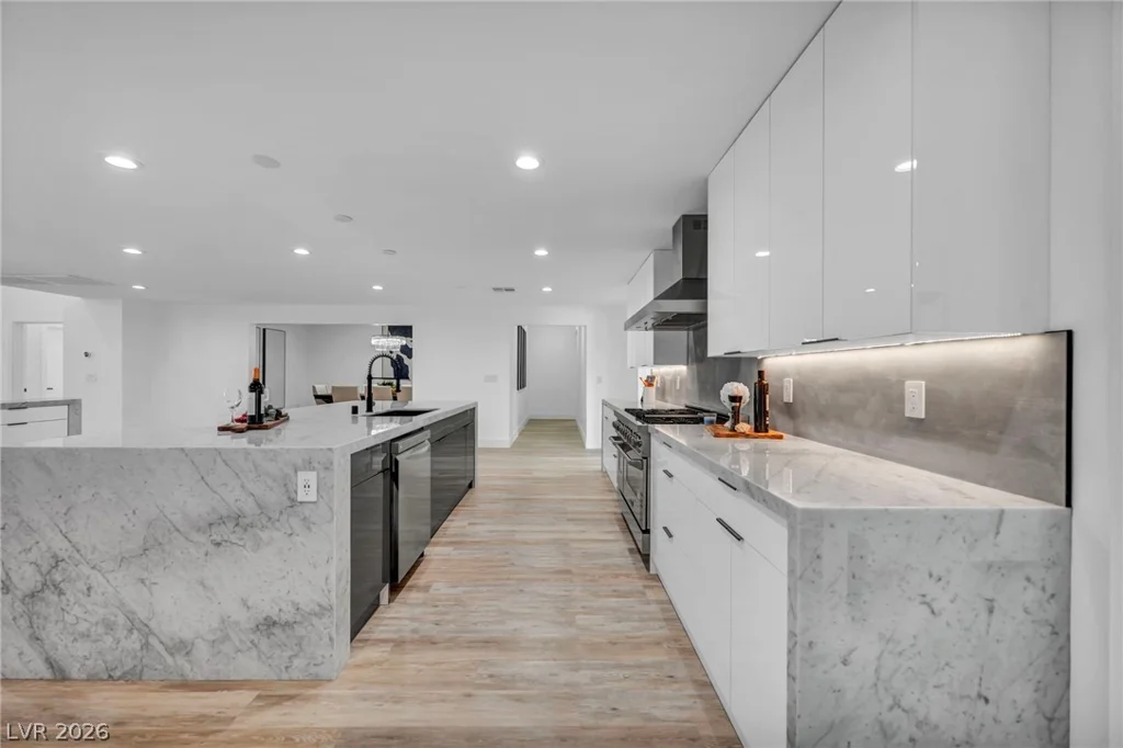 3630 Tobias, Las Vegas, NV 89120