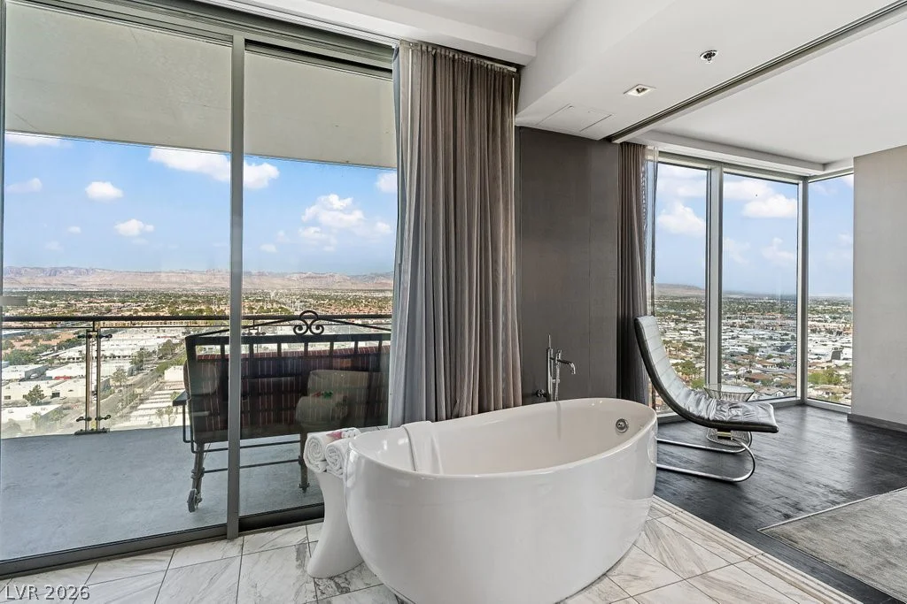 4381 Flamingo, Las Vegas, NV 89103